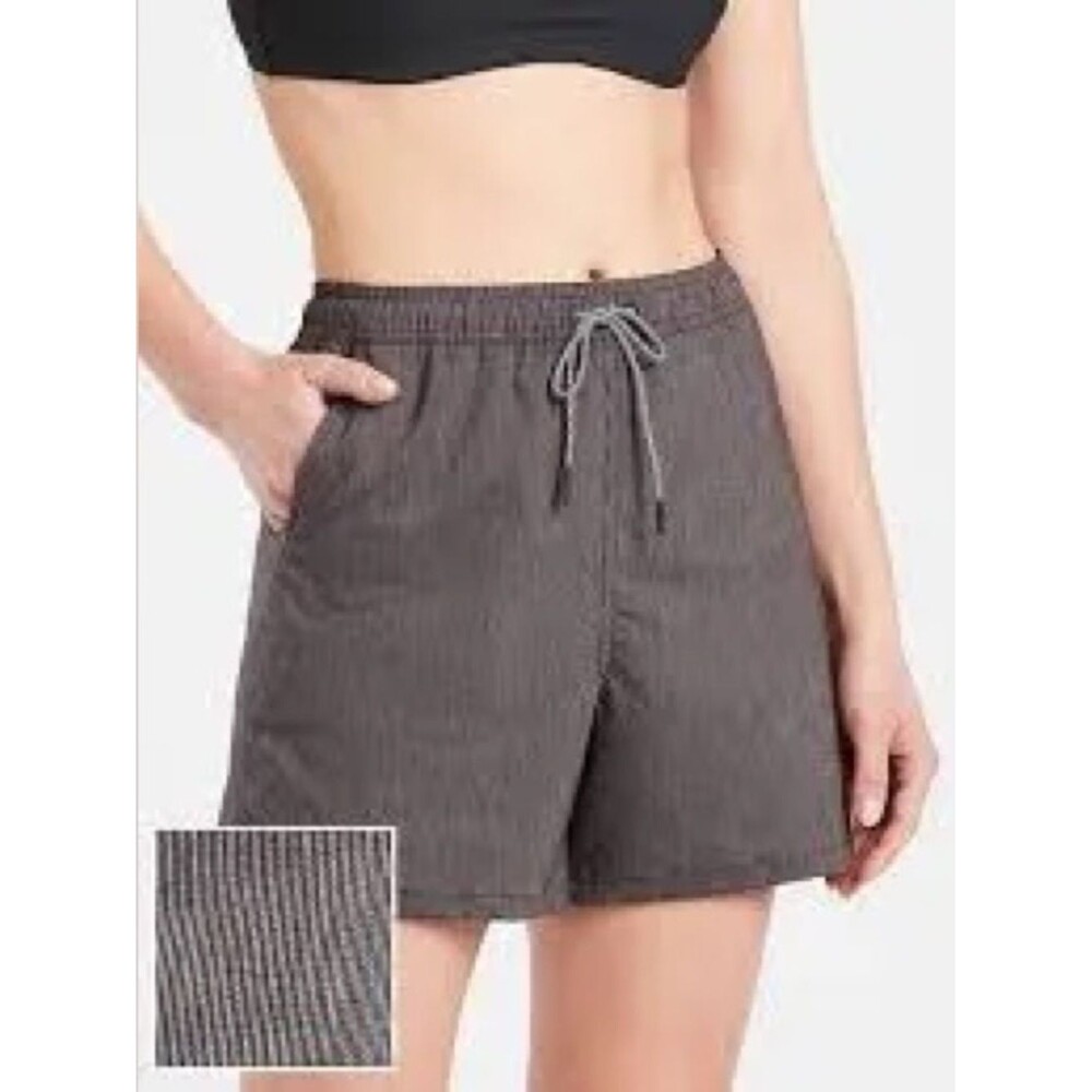 Athleta Black Marine 5” Board Short. Size M color Black